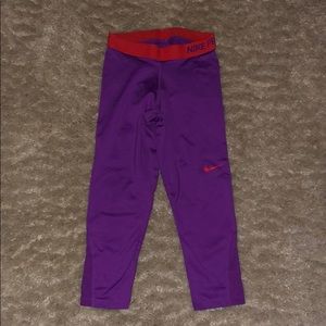 Nike pro cropped leggings